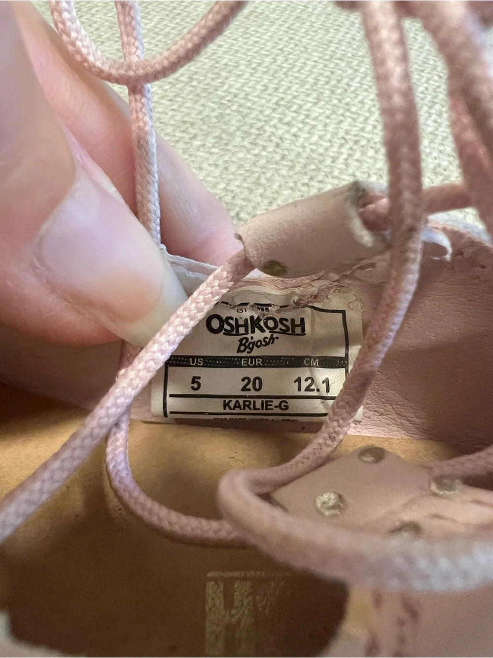 OshKosh B’gosh Size 5 Toddler Girls Karlie-G Pink Silver Polka Dot Lace Up Shoes